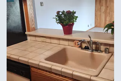 21109 Gary Dr #303, Hayward, CA 94546 - Photo 12