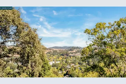 405 Scenic Ave, San Anselmo, CA 94960 - Photo 40