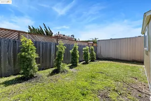 1700 64th Ave, Oakland, CA 94621 - Photo 34