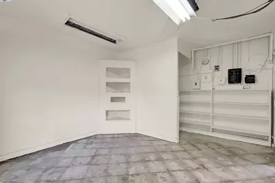 2860 38th Ave, Oakland, CA 94619 - Photo 14