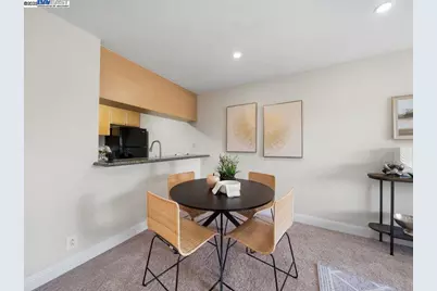 1085 Murrieta Blvd #318, Livermore, CA 94550 - Photo 12