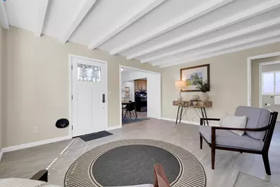 24920 Soto Rd, Hayward, CA 94544 - Photo 8