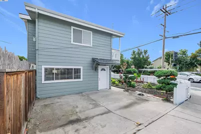 24920 Soto Rd, Hayward, CA 94544 - Photo 4