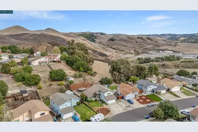 1112 Dennis Ct, Rodeo, CA 94572 - Photo 40