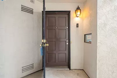 21071 Gary Dr #204, Hayward, CA 94546 - Photo 22