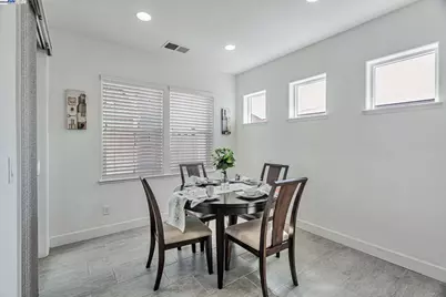 705 Cannery Pl, San Jose, CA 95112 - Photo 10