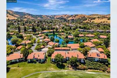 8366 Riesling Way, San Jose, CA 95135 - Photo 38