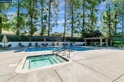 8366 Riesling Way, San Jose, CA 95135 - Photo 42