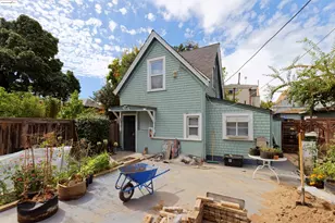 1033 Magnolia St, Oakland, CA 94607 - Photo 2