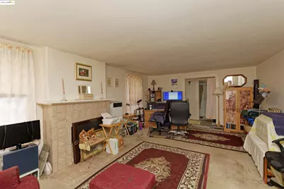 1033 Magnolia St, Oakland, CA 94607 - Photo 18