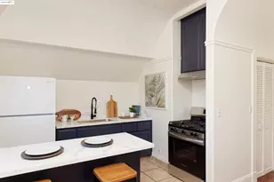 1033 Magnolia St, Oakland, CA 94607 - Photo 10