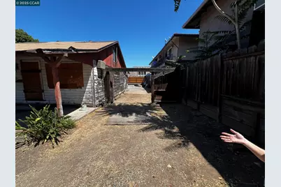 1110 Eureka Lane, Concord, CA 94520 - Photo 2