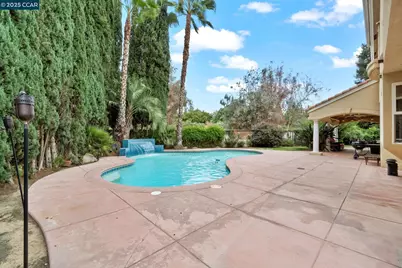 2550 Jenny, Fresno, CA 93720 - Photo 46