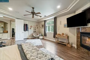 2550 Jenny, Fresno, CA 93720 - Photo 40