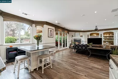 2550 Jenny, Fresno, CA 93720 - Photo 20