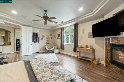 2550 Jenny, Fresno, CA 93720 - Photo 40