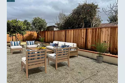 404 Coral Reef Rd, Alameda, CA 94501 - Photo 32