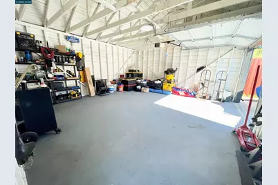 1923 Juliesse Avenue, Sacramento, CA 95815 - Photo 24