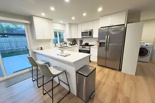 1923 Juliesse Ave, Sacramento, CA 95815 - Photo 6