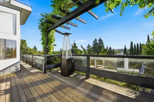 29673 Holiday St, Hayward, CA 94544 - Photo 2