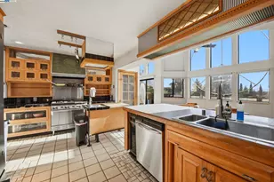 29673 Holiday St, Hayward, CA 94544 - Photo 12