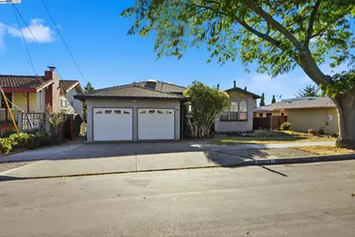 29673 Holiday St, Hayward, CA 94544 - Photo 6