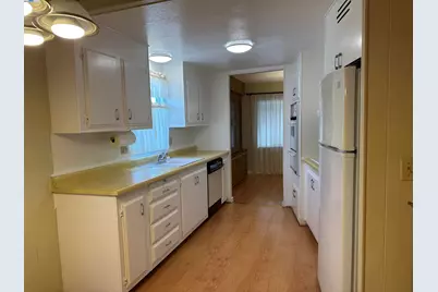 328 Waikiki Cir, Union City, CA 94587 - Photo 10