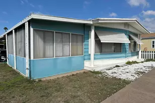 328 Waikiki Cir, Union City, CA 94587 - Photo 22