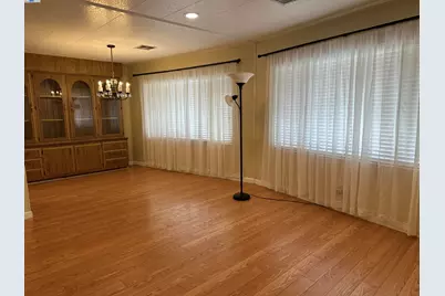 328 Waikiki Cir, Union City, CA 94587 - Photo 6