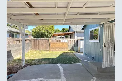 10538 Creekside Cir, Oakland, CA 94603 - Photo 20