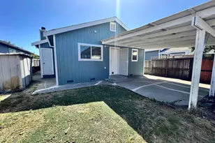 10538 Creekside Cir, Oakland, CA 94603 - Photo 24