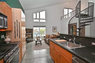 675 8th St, Oakland, CA 94607 - Photo 16