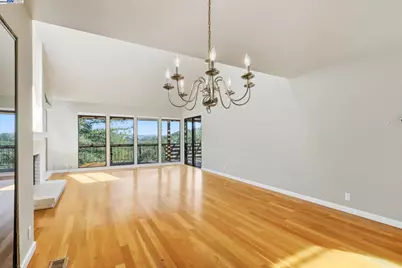 407 Wovenwood, Orinda, CA 94563 - Photo 16