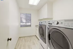 407 Wovenwood, Orinda, CA 94563 - Photo 38