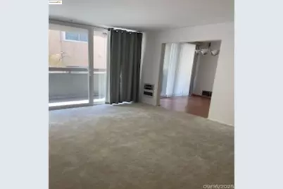 398 Adams St #204, Oakland, CA 94610 - Photo 4