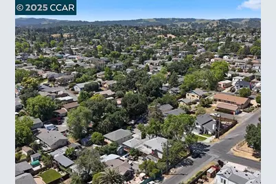 2910 Almond St, Martinez, CA 94553 - Photo 42