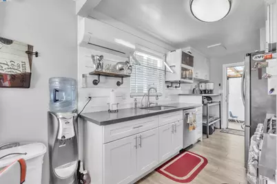 36621 Beutke Dr, Newark, CA 94560 - Photo 30