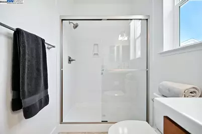 2100 Carbondale, Dublin, CA 94568 - Photo 34