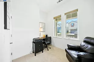 2100 Carbondale, Dublin, CA 94568 - Photo 4