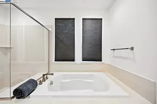 2100 Carbondale, Dublin, CA 94568 - Photo 40