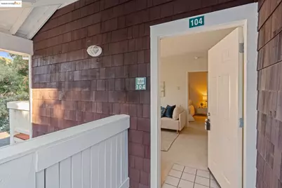 104 Marina Lakes Dr, Richmond, CA 94804 - Photo 4