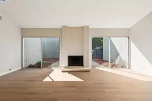 1042 Mangrove Ln, Alameda, CA 94502 - Photo 24