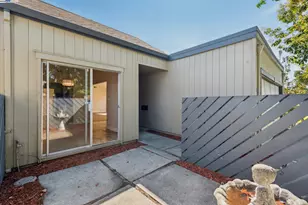 1042 Mangrove Ln, Alameda, CA 94502 - Photo 50