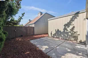 1042 Mangrove Ln, Alameda, CA 94502 - Photo 46