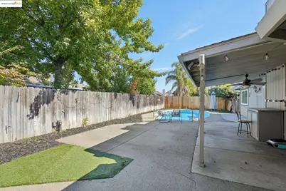 217 Sandpiper Dr, Galt, CA 95632 - Photo 34
