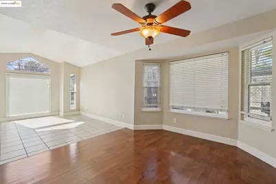 217 Sandpiper Dr, Galt, CA 95632 - Photo 14