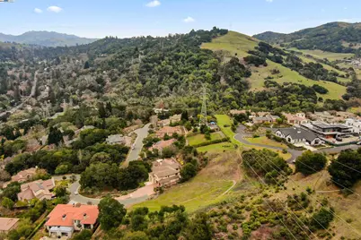 20 Oak Ct, Orinda, CA 94563 - Photo 46