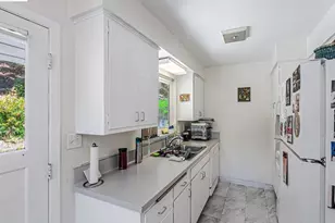 2050 Donald Dr, Moraga, CA 94556 - Photo 18