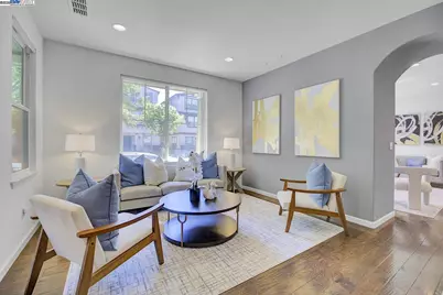 445 22nd St, San Jose, CA 95116 - Photo 8