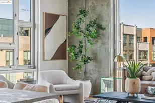 311 Oak St, Oakland, CA 94607 - Photo 2